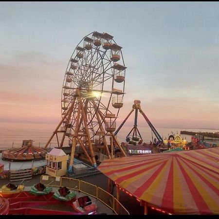 Sea View Lavish Apartment Sky Tv Whirlpool Bath Huge Balcony Newly Refurbished Bridlington Kültér fotó